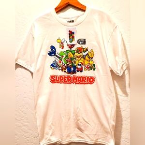 Nintendo Super Mario T-Shirt Men's Size Medium.